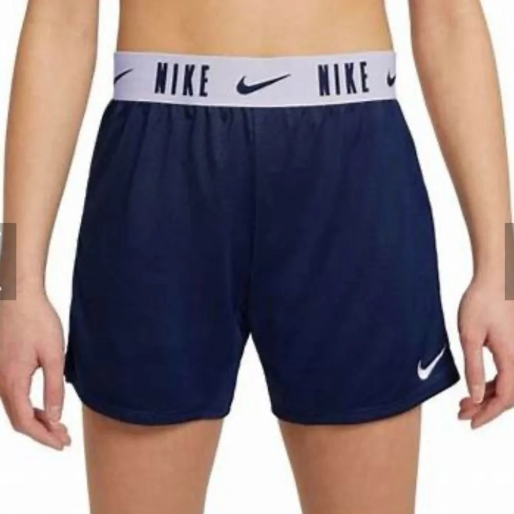 Nike Dri Fit Trophy Big Girls’ Sz M‎ Dk. Purple Training Shorts